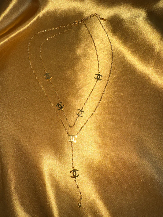 "SHORTY SHINING" lariat necklace